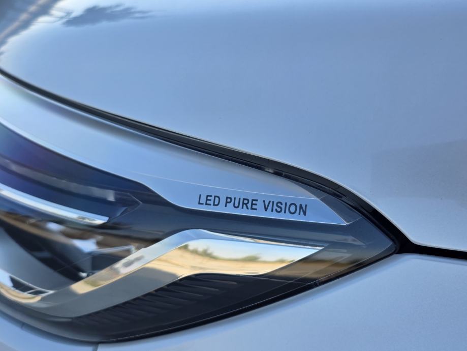 Renault Captur TCe INTENS,NAVI,FUL LED 39 T.K.M, fotografija 18