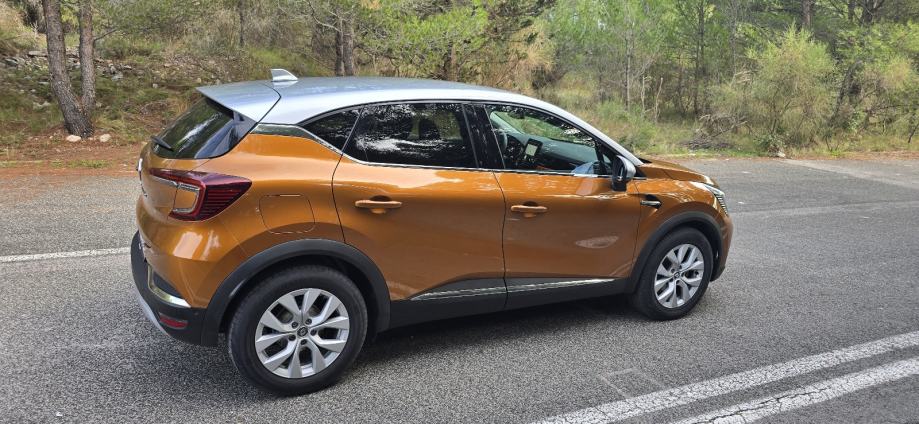 Renault Captur TCe" INTENSE" STANJE NOVO! NOVO!, fotografija 2