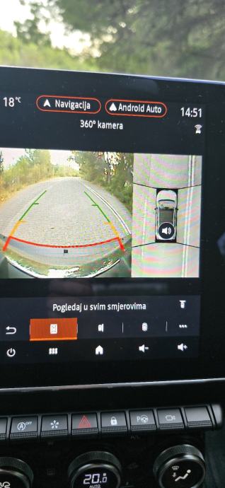 Renault Captur TCe" INTENSE" STANJE NOVO! NOVO!, fotografija 15