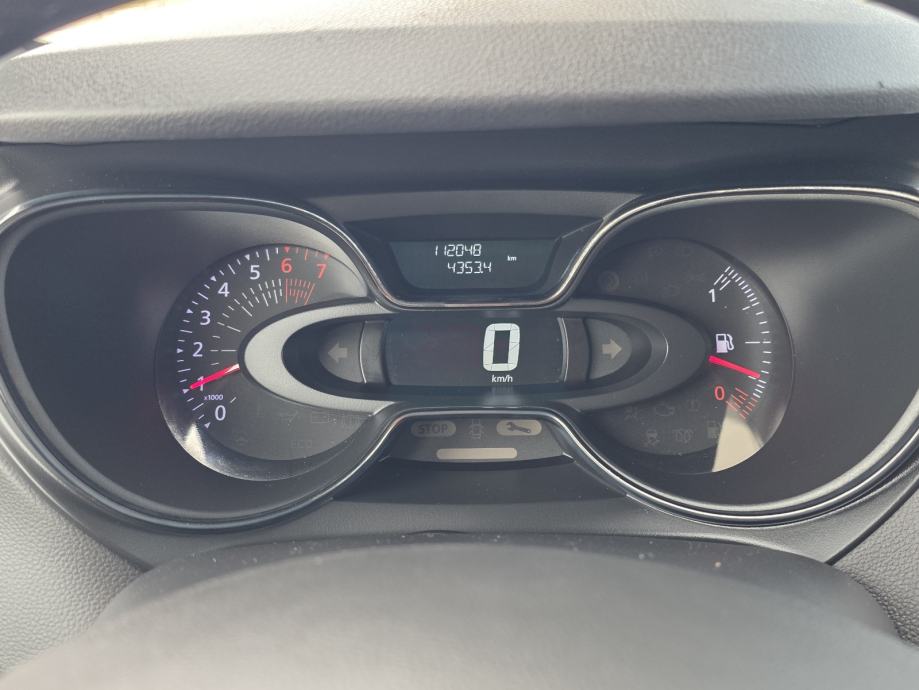 Renault Captur TCe LIMITED,ALU,NAVI,NOVE GUME, fotografija 13