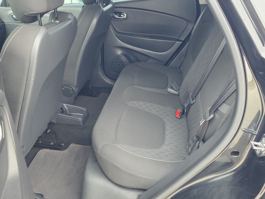 Renault Captur TCe LIMITED,ALU,NAVI,NOVE GUME, fotografija 18