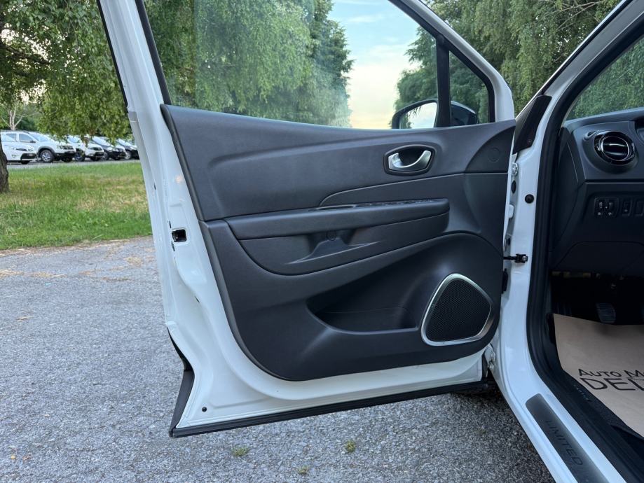 Renault Captur TCe LIMITED-PRVI VLASNIK-LED-NAVI-TEMP.-AUT. KLIMA-PDC, fotografija 9