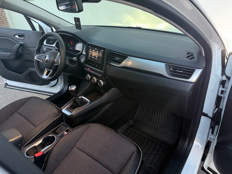 Renault Captur 1.3 TCe Intens FULL Oprema, fotografija 8
