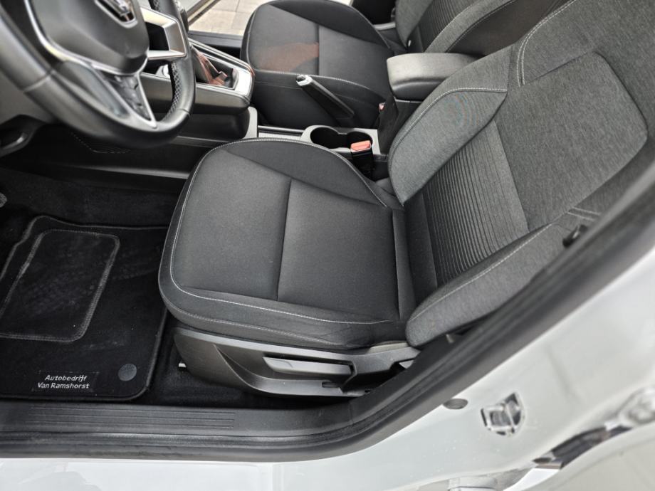Renault Captur TCe ZEN, fotografija 8
