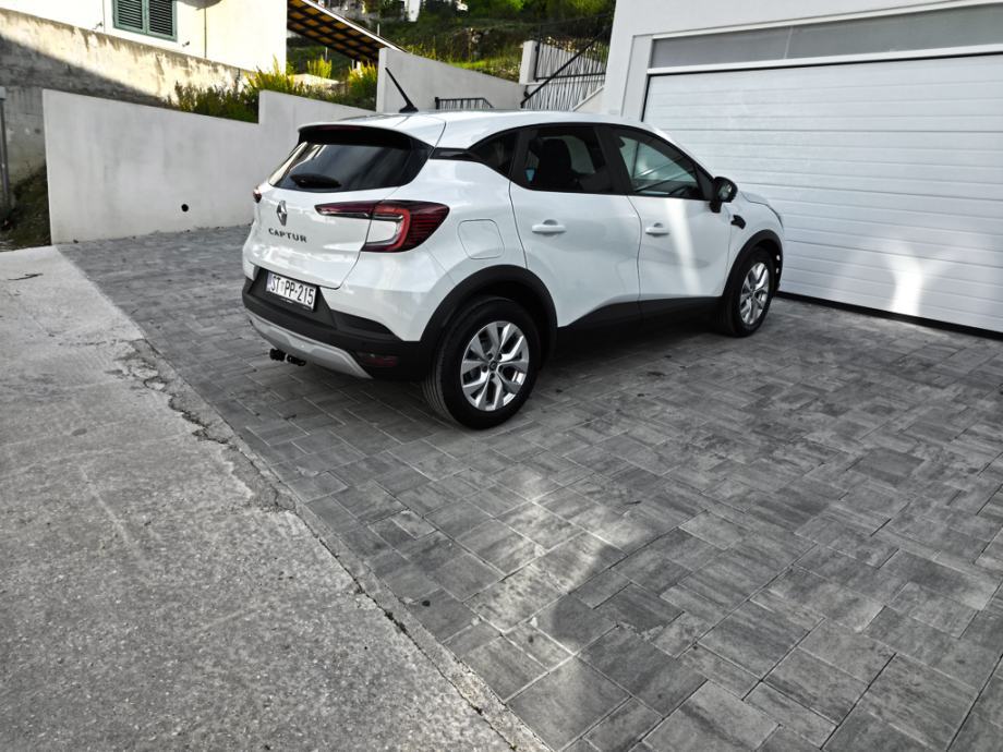 Renault Captur TCe ZEN, fotografija 3