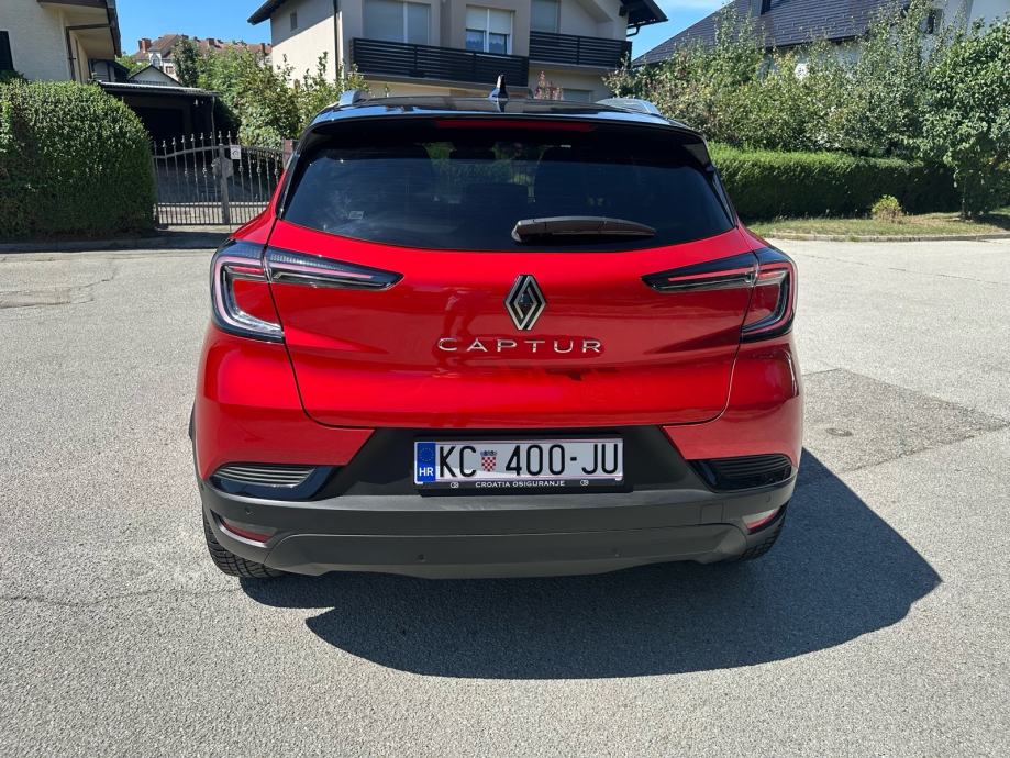 Renault Captur 140TCe Techno Mild-Hibrid, fotografija 9