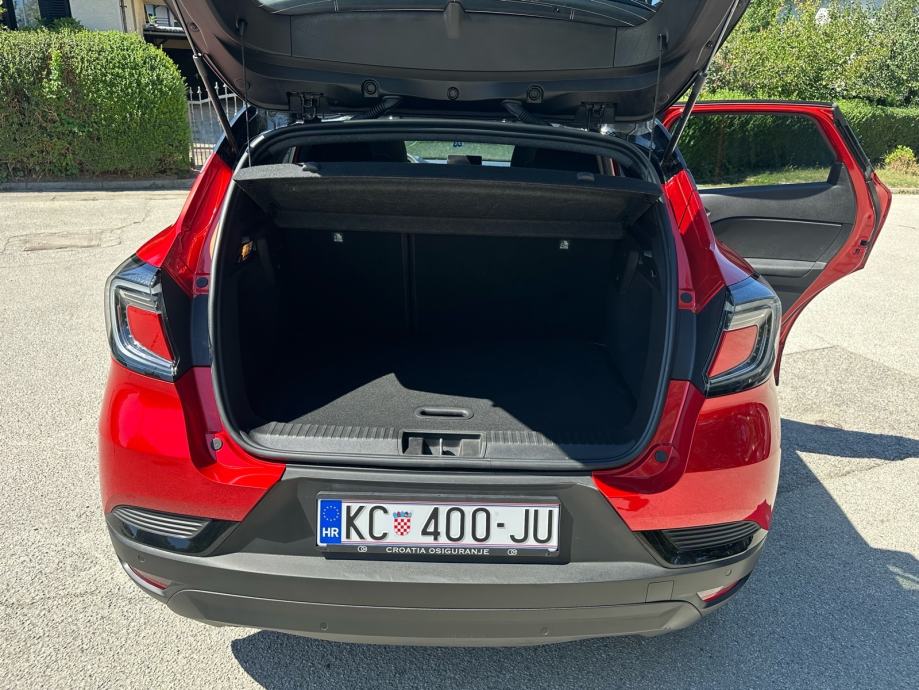 Renault Captur 140TCe Techno Mild-Hibrid, fotografija 15