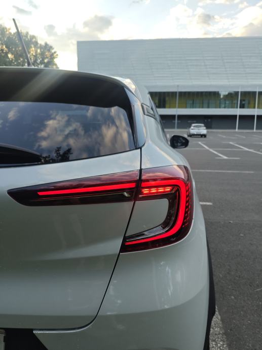 ✅Renault Captur✅VELIKI SERVIS✅NOVE GUME✅GARANCIJA + TEHNICKI ✅ LEASING, fotografija 8