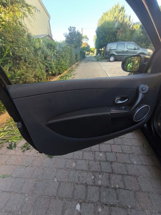 Renault Clio 1,2 16V benzin, 178200 km, reg. do 06/2027, fotografija 5