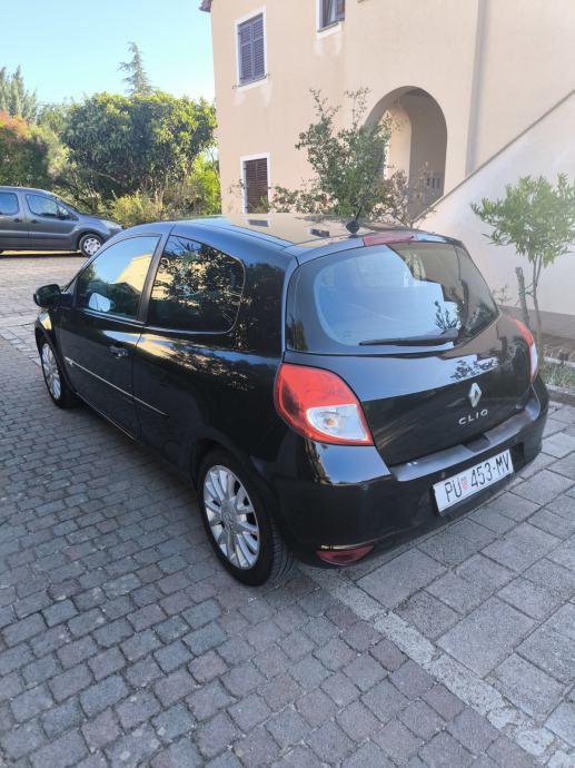 Renault Clio 1,2 16V benzin, 178200 km, reg. do 06/2027, fotografija 4