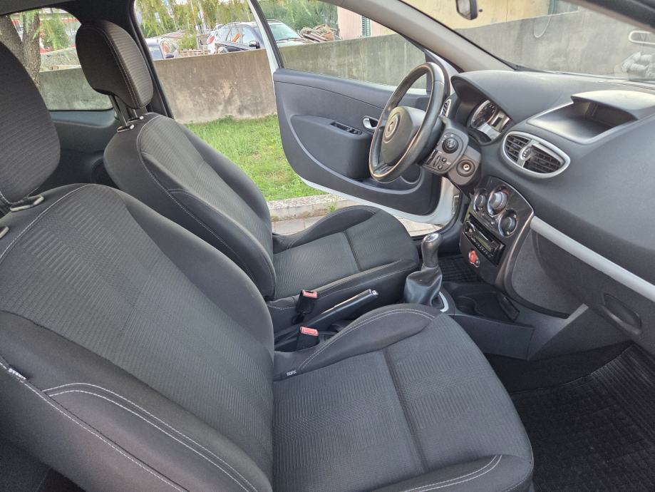 Renault Clio 1,2 16V, 76 KW, 100 KS, fotografija 9