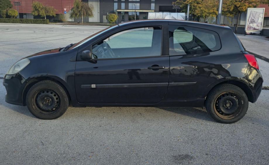 Renault Clio 1,2 16V, fotografija 2