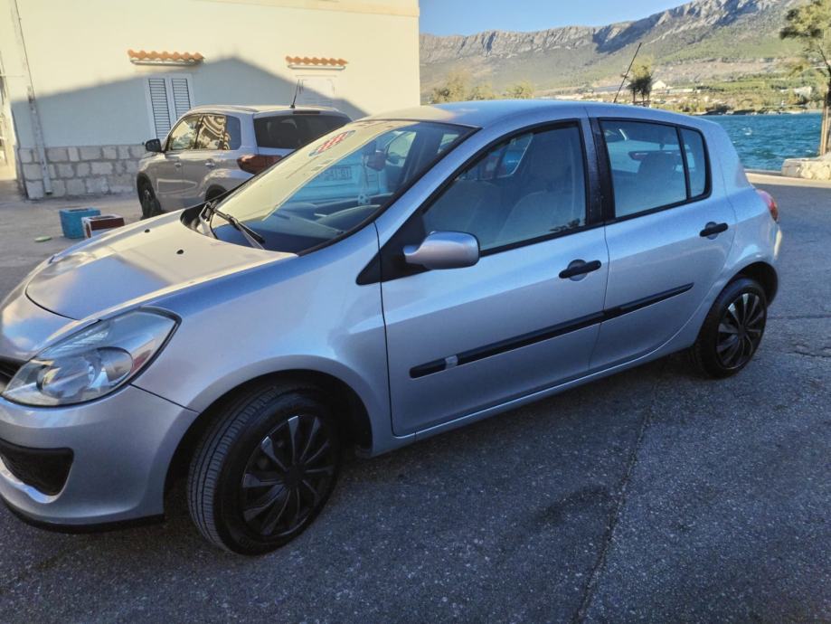 Renault Clio 1,2 16V, fotografija 12