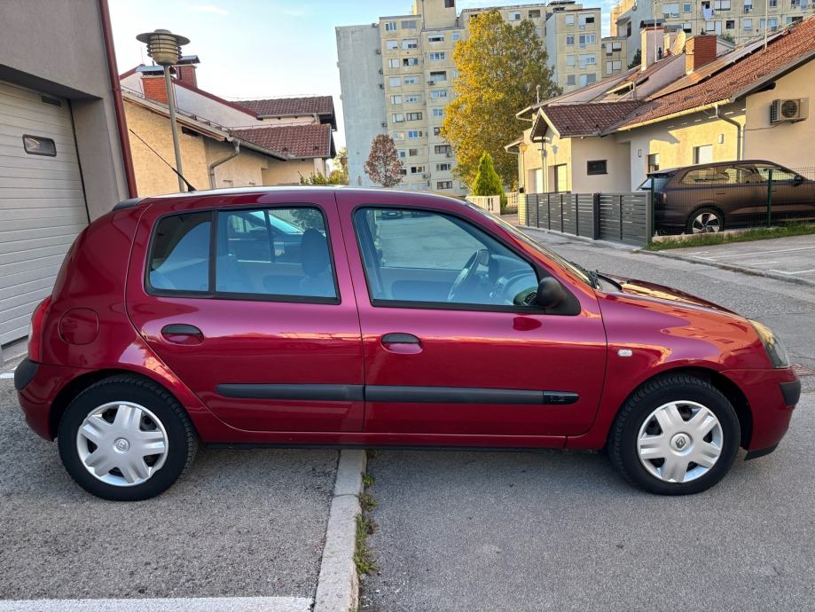 Renault Clio 1.2 benzin,1. Vlasnik,samo 59ooo kilometara,NOVO, NOVO!, fotografija 7