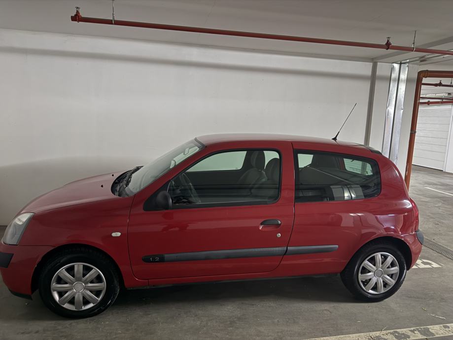 Renault Clio 1,2 samo 109000km Reg 1 god, pogled izvana - slika 2