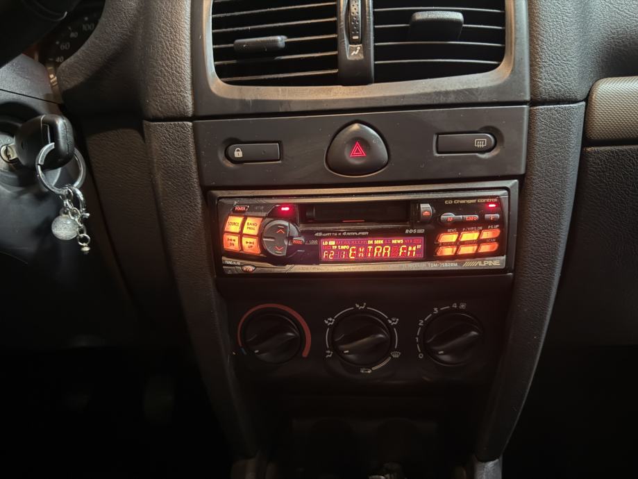 Renault Clio 1,2 samo 109000km Reg 1 god, fotografija 14