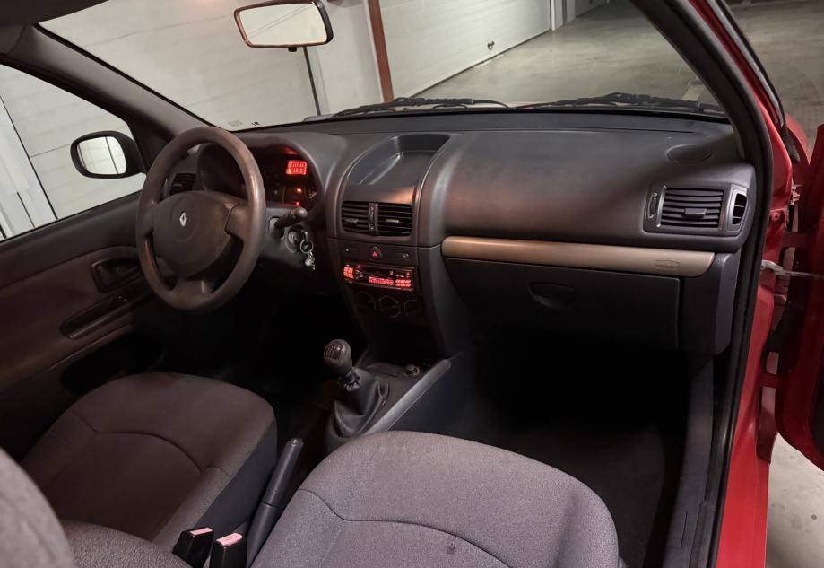 Renault Clio 1,2 samo 109000km Reg 1 god, fotografija 9