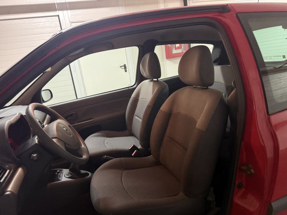 Renault Clio 1,2 samo 109000km Reg 1 god, fotografija 10