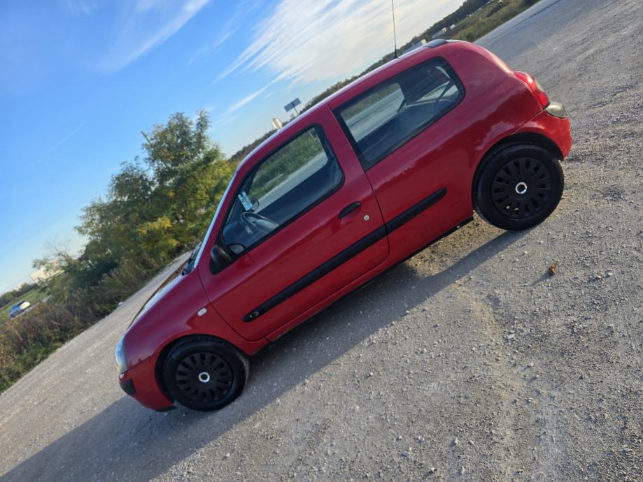 Renault Clio 1,2 Servo,Daljinsko Zaklj,Muzika,Samo 72000km Kredit-Zamj, fotografija 4