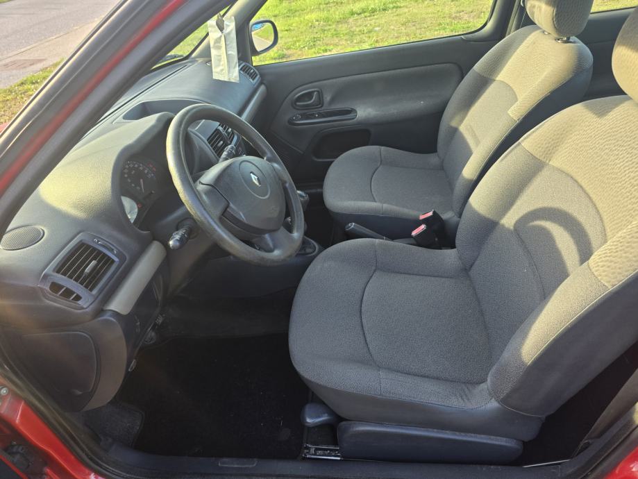 Renault Clio 1,2 Servo,Daljinsko Zaklj,Muzika,Samo 72000km Kredit-Zamj, fotografija 10