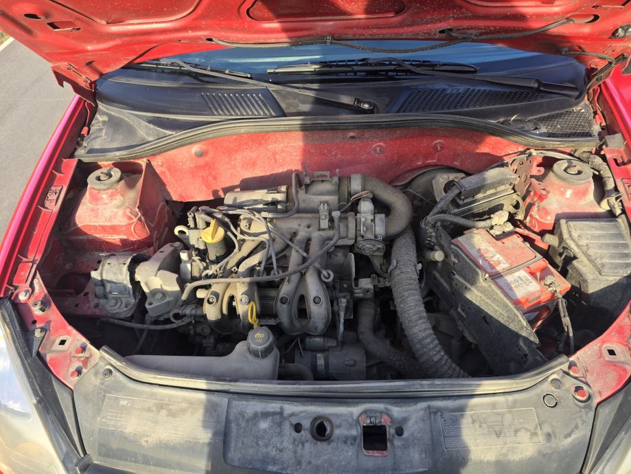 Renault Clio 1,2 Servo,Daljinsko Zaklj,Muzika,Samo 72000km Kredit-Zamj, fotografija 16
