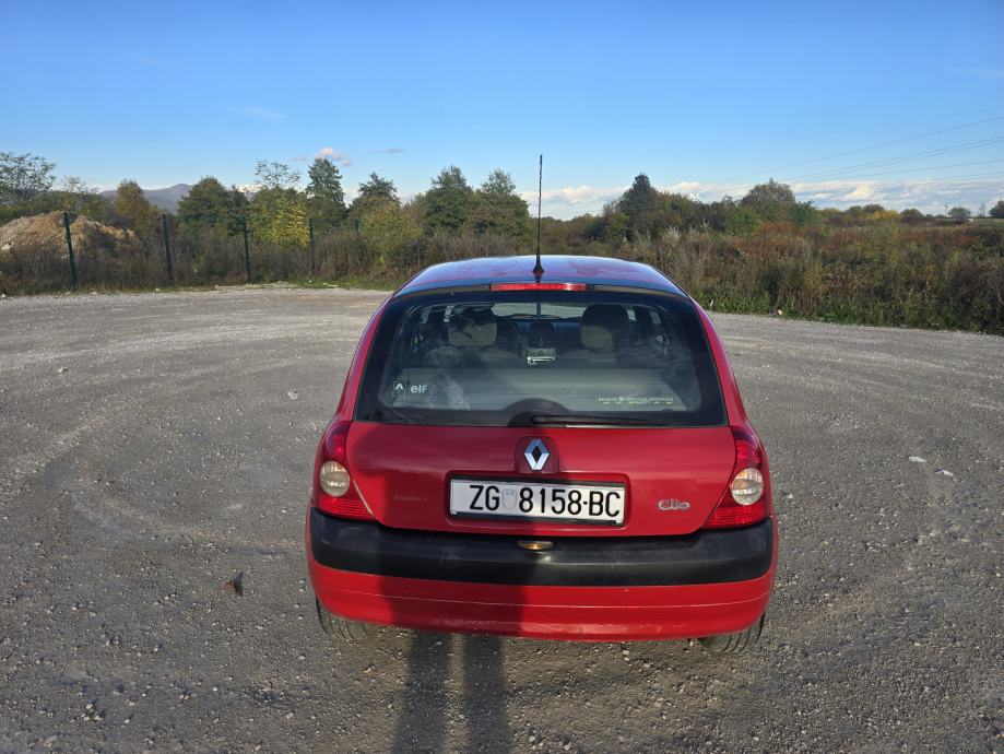 Renault Clio 1,2 Servo,Daljinsko Zaklj,Muzika,Samo 72000km Kredit-Zamj, fotografija 8