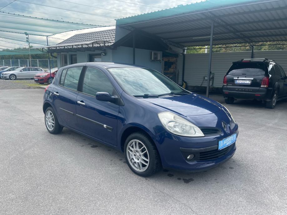 Renault Clio 1,2 i,"NA KARTICE DO 36 RATA", fotografija 2