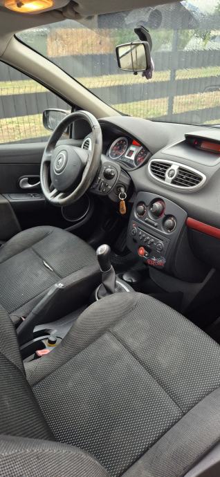 Renault Clio 1,2, fotografija 4