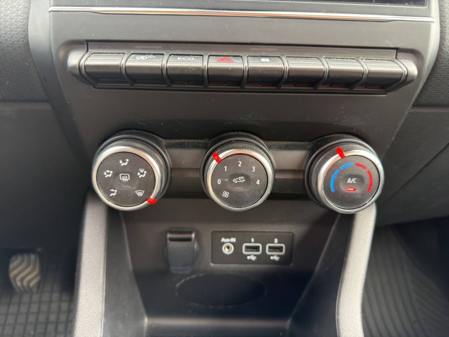 RENAULT CLIO 1.5 DCi 100 KS EQUILIBRE *VOZILO S JAMSTVOM*, fotografija 18