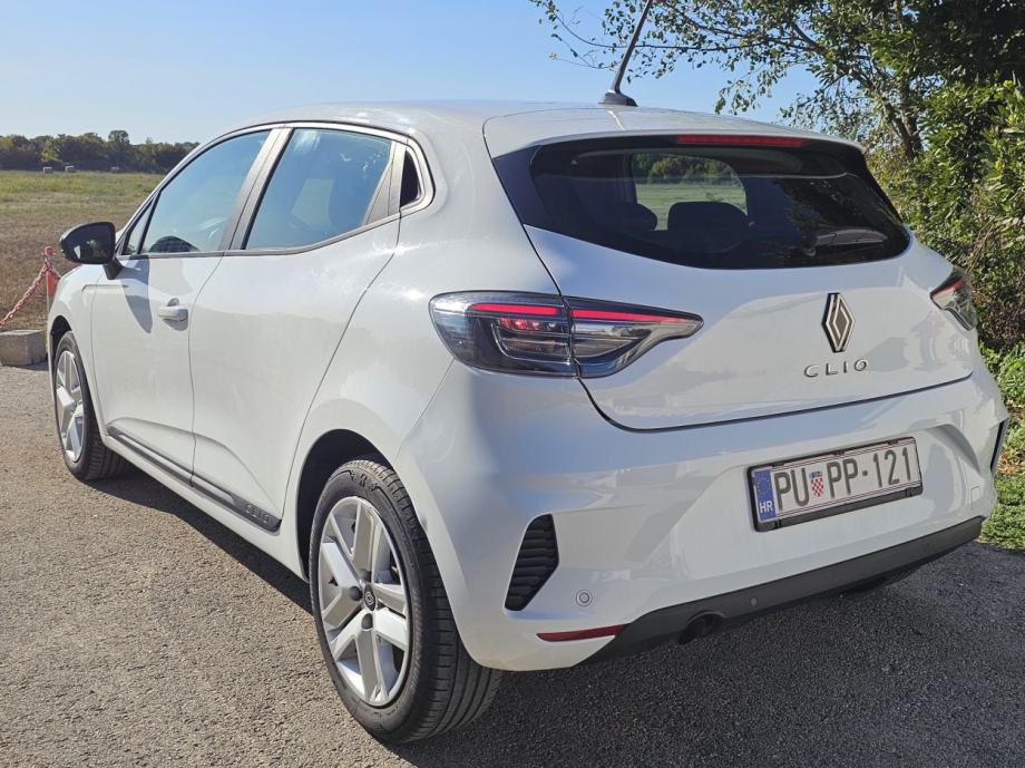 Renault Clio 1.5 dCi 100ks *FACELIFT* *NAVI* *LED* *REG. 1 GOD.*, fotografija 8