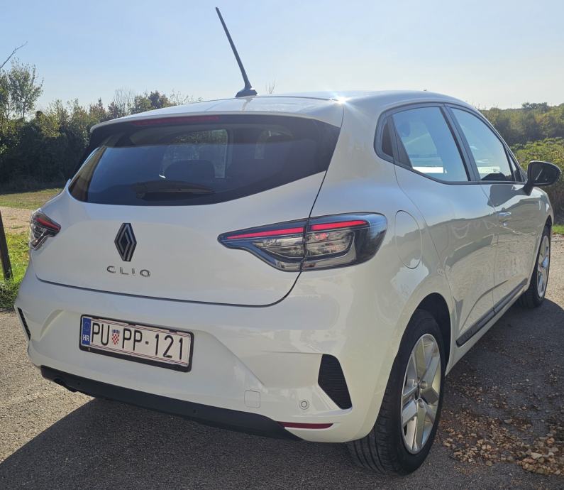 Renault Clio 1.5 dCi 100ks *FACELIFT* *NAVI* *LED* *REG. 1 GOD.*, fotografija 6