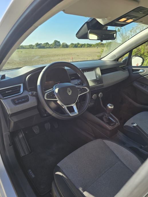 Renault Clio 1.5 dCi 100ks *FACELIFT* *NAVI* *LED* *REG. 1 GOD.*, fotografija 9