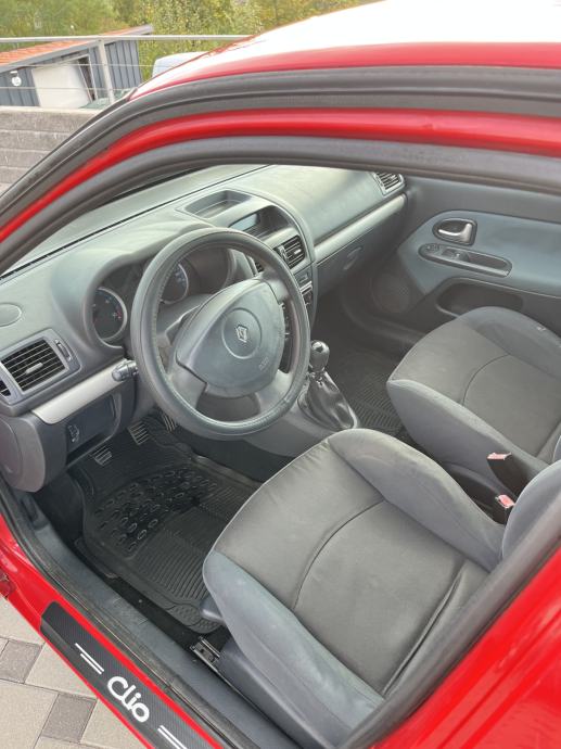 Renault Clio 1,5 dCi, 2005.g, 235000km, reg 09.2027.g Cijena 1450€, fotografija 15