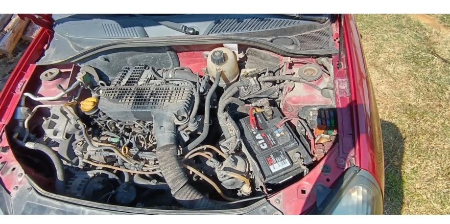 RENAULT CLIO 1,5dci-servisirano, fotografija 3