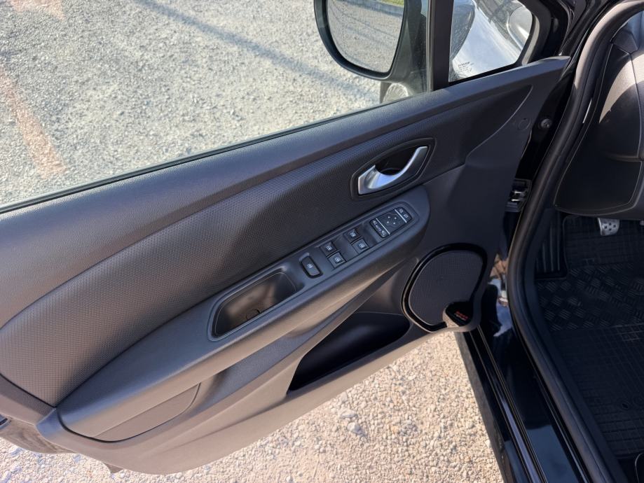 Renault Clio 1.5 dCi GT-line - KAMERA - NAVI - PARK PILOT - GARANCIJA, fotografija 10