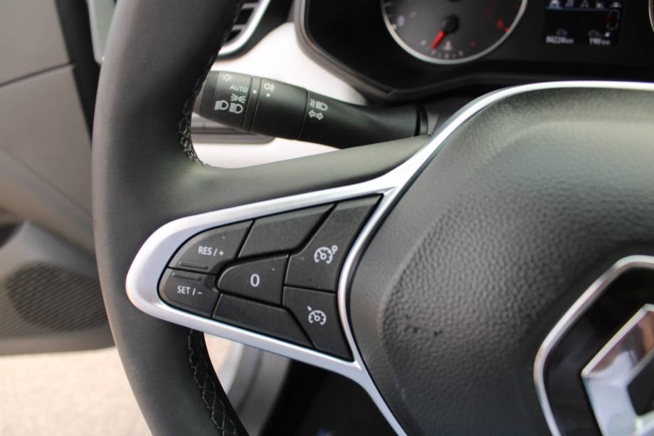 Renault Clio 1.5 dCi *LED, NAVIGACIJA*, fotografija 16