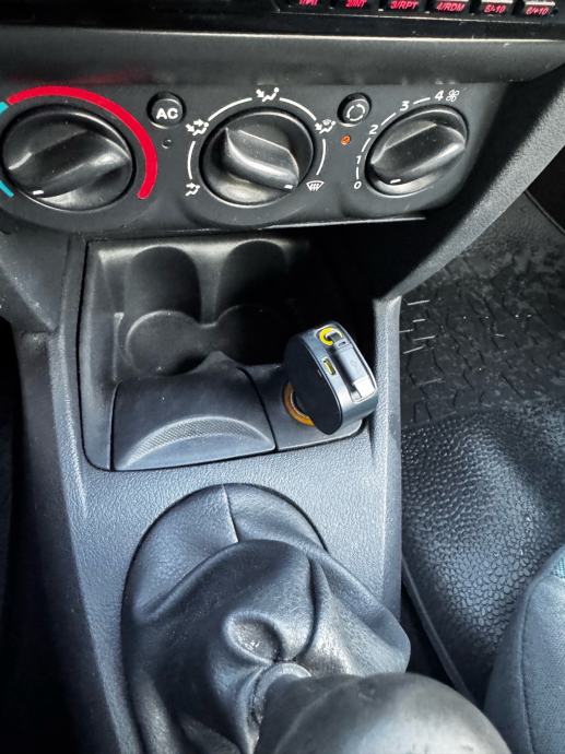 Renault Clio 1.5 dCi (redizajn) – Mali potrošač / Registriran do 1/202, fotografija 3