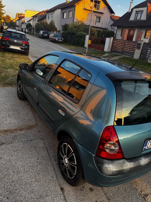 Renault Clio 1.5 dCi (redizajn) – Mali potrošač / Registriran do 1/202, fotografija 10
