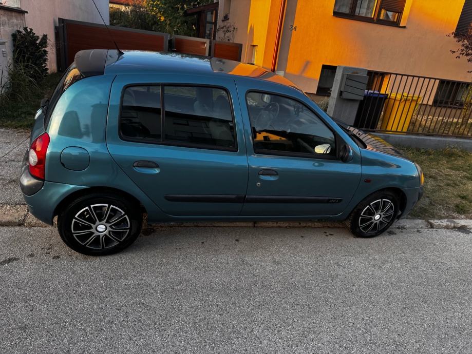 Renault Clio 1.5 dCi (redizajn) – Mali potrošač / Registriran do 1/202, fotografija 6