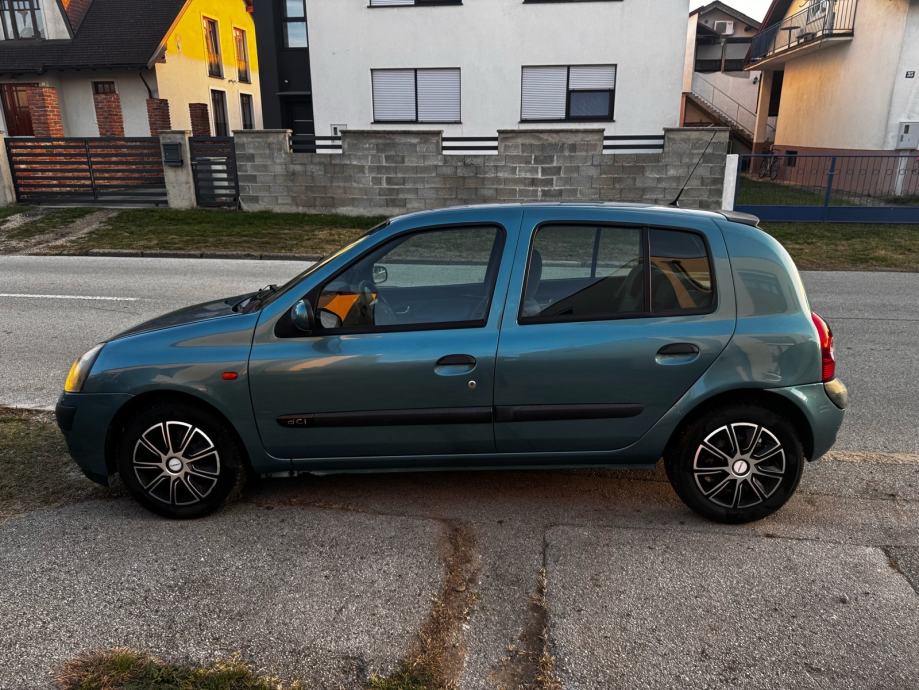 Renault Clio 1.5 dCi (redizajn) – Mali potrošač / Registriran do 1/202, fotografija 15