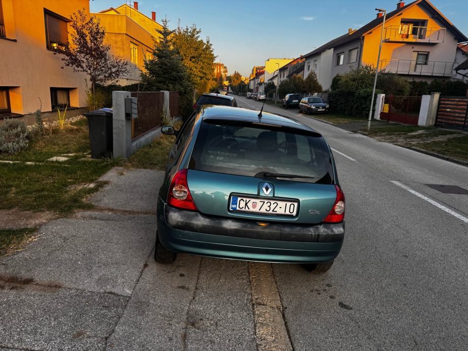 Renault Clio 1.5 dCi (redizajn) – Mali potrošač / Registriran do 1/202, fotografija 17