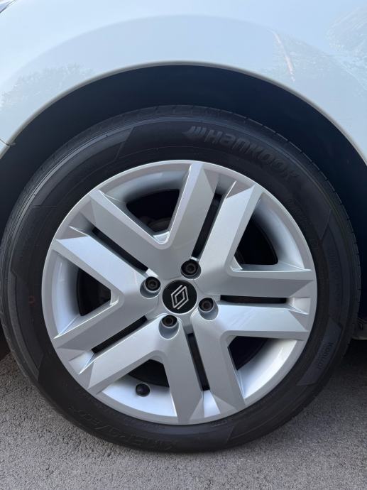 Renault Clio 1.5 dCi | 2017. | REGISTRIRAN | GARAŽIRAN | NOVE GUME, fotografija 9