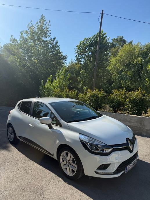 Renault Clio 1.5 dCi | 2017. | REGISTRIRAN | GARAŽIRAN | NOVE GUME, fotografija 2