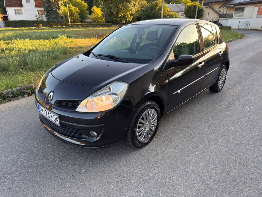 Renault Clio 1.5 dCi 86 KS | 135.000 km | REG 03/27 | SERVISIRAN, fotografija 5