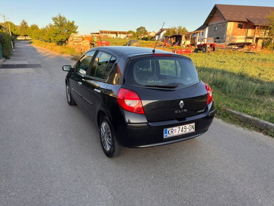 Renault Clio 1.5 dCi 86 KS | 135.000 km | REG 03/27 | SERVISIRAN, fotografija 12