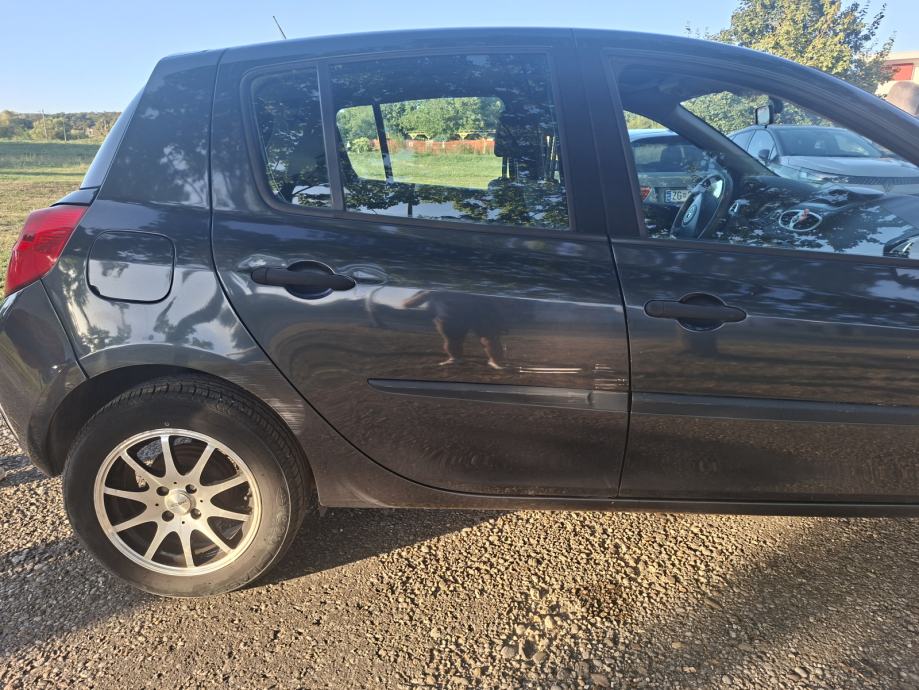 Renault Clio 1,5 dCi, fotografija 4