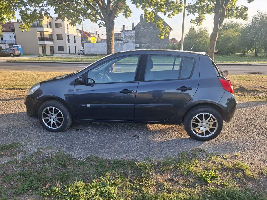 Renault Clio 1,5 dCi, fotografija 8