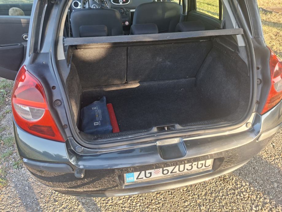 Renault Clio 1,5 dCi, fotografija 9