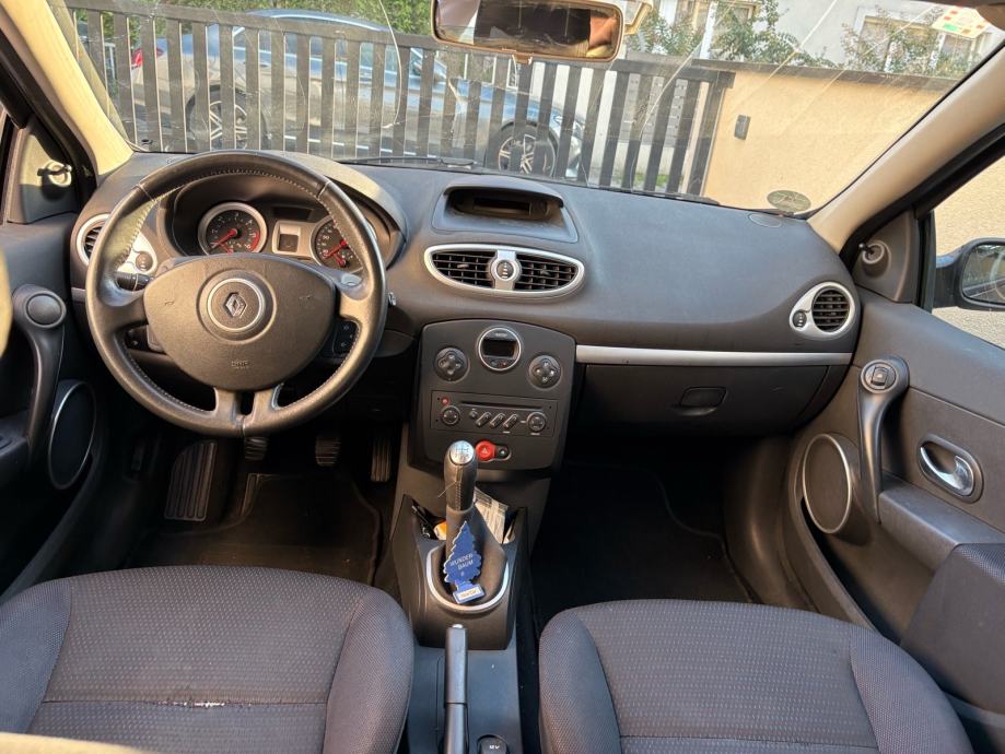 Renault Clio 1,5 dCi, fotografija 6