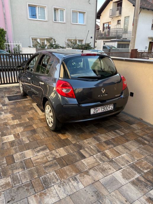 Renault Clio 1,5 dCi, fotografija 8